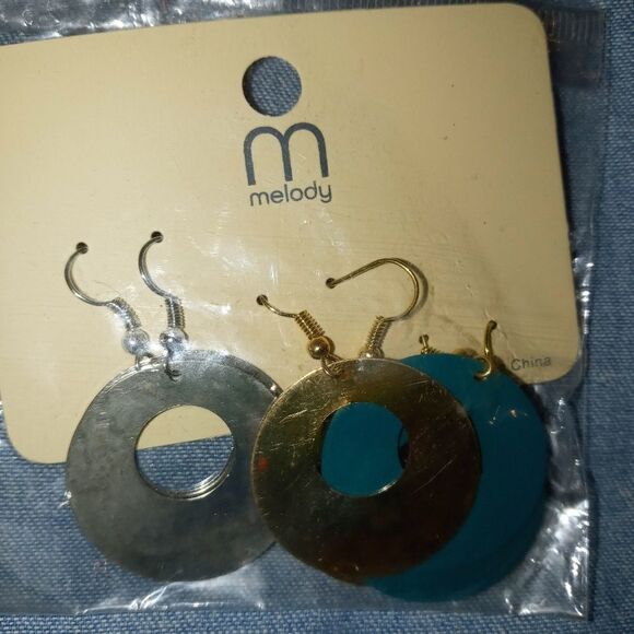 2 pair earring bundle  - Picture 1 of 5